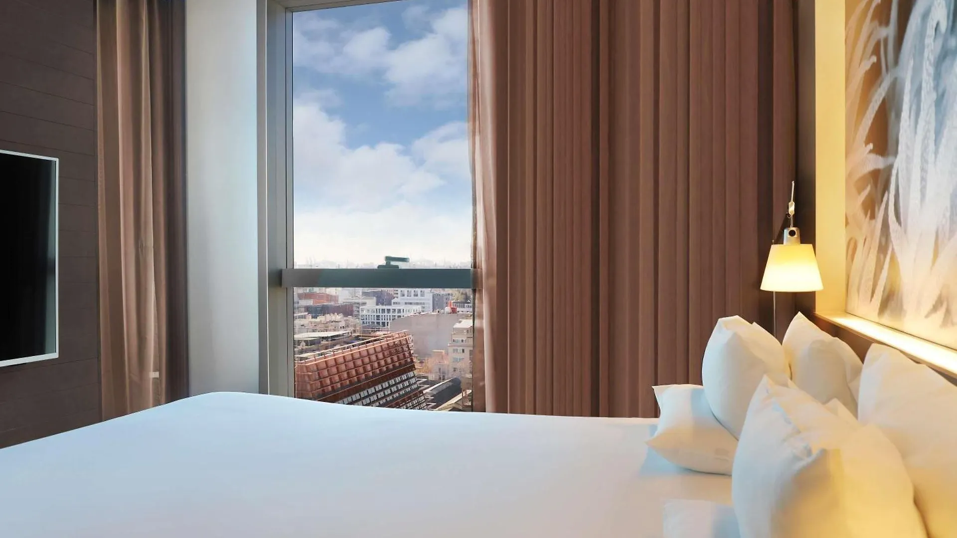 Novotel Barcelona City