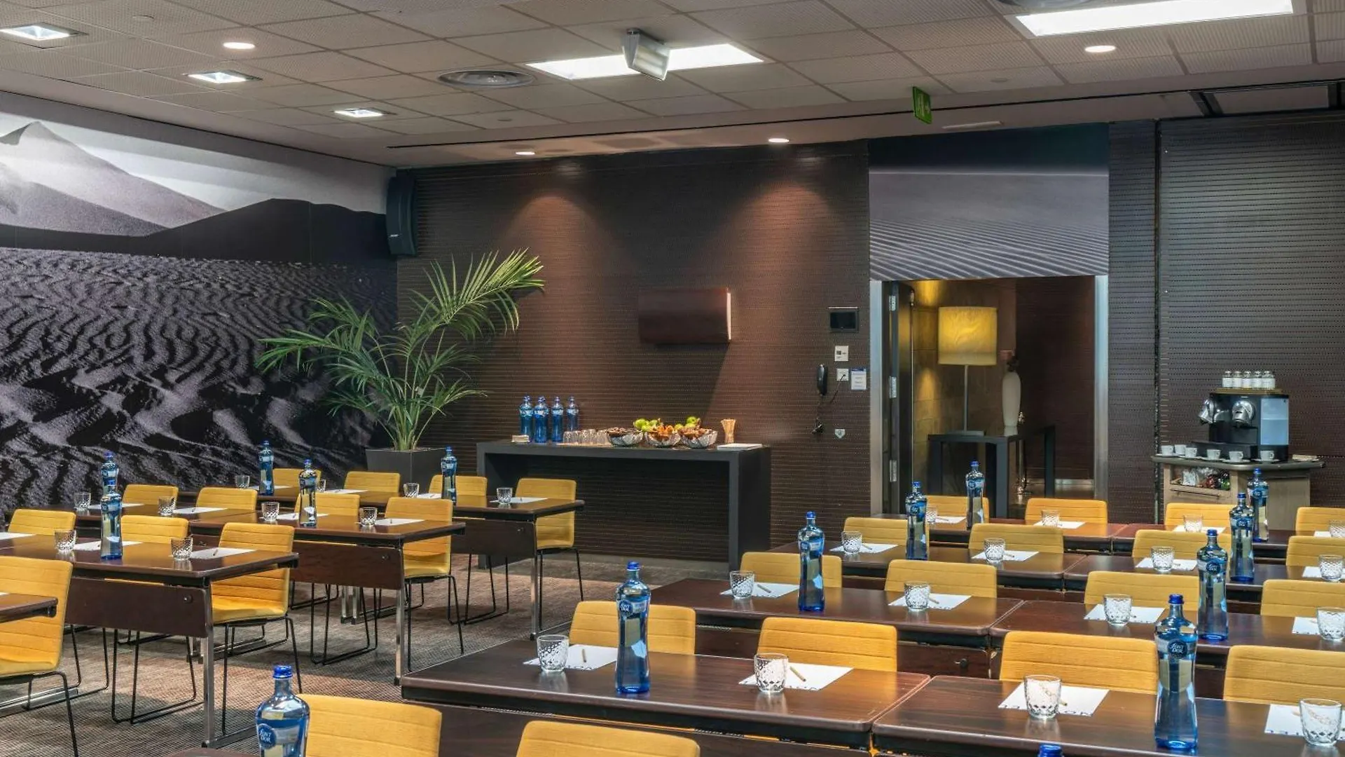 Novotel Barcelona City 4*,