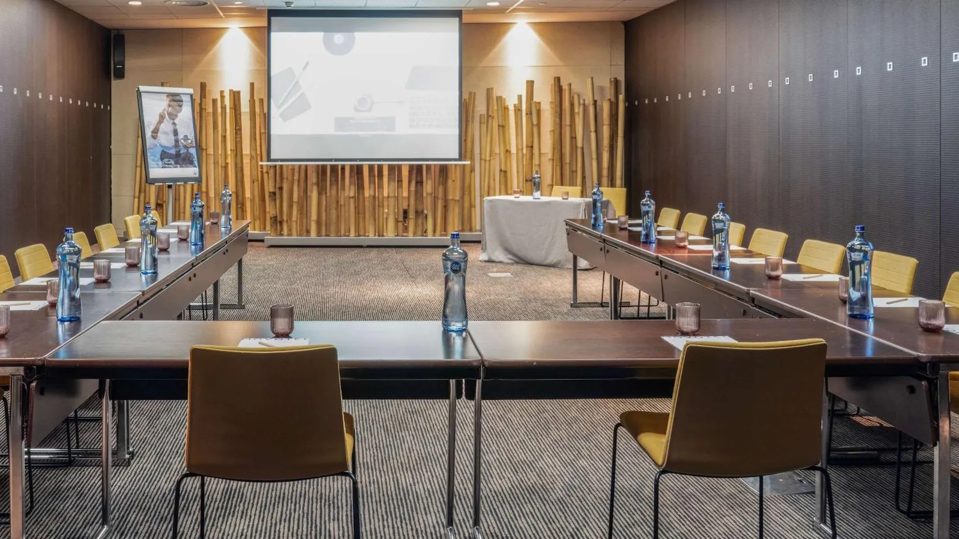 **** Hotell Novotel Barcelona City Spanien