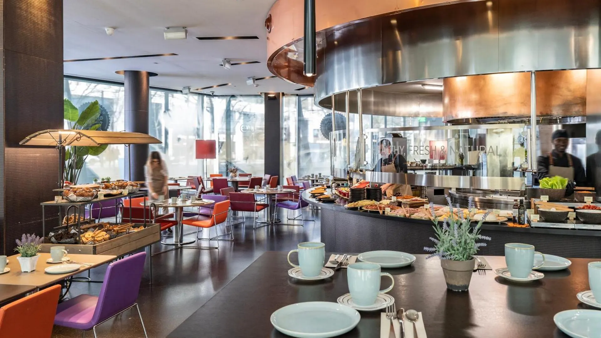 Novotel Barcelona City 4*,