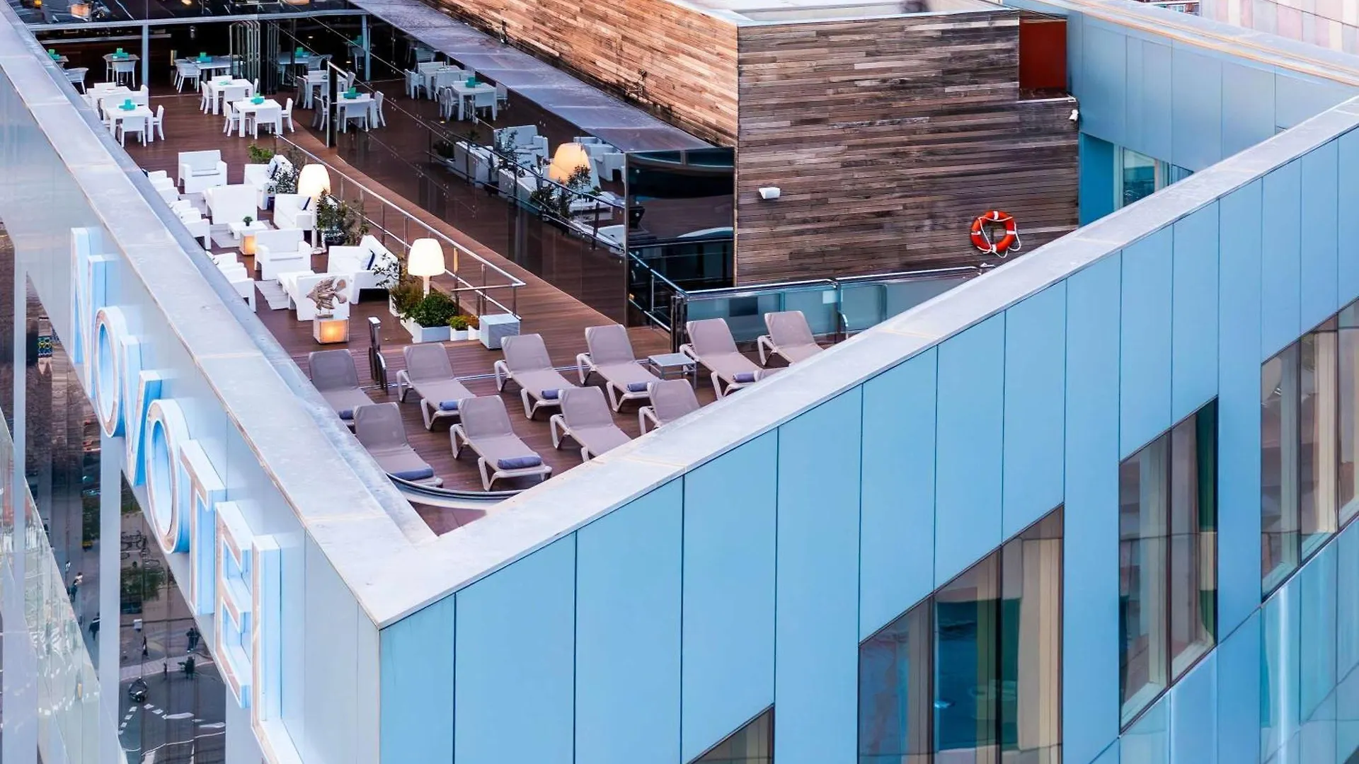 **** Hotell Novotel Barcelona City Spanien